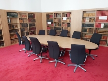 Installation des fauteuils au Tribunal de Poitiers
